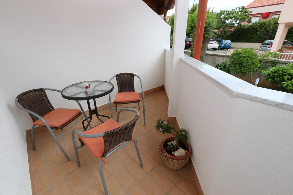 Bed & Breakfast Pansion Comfort Sidro