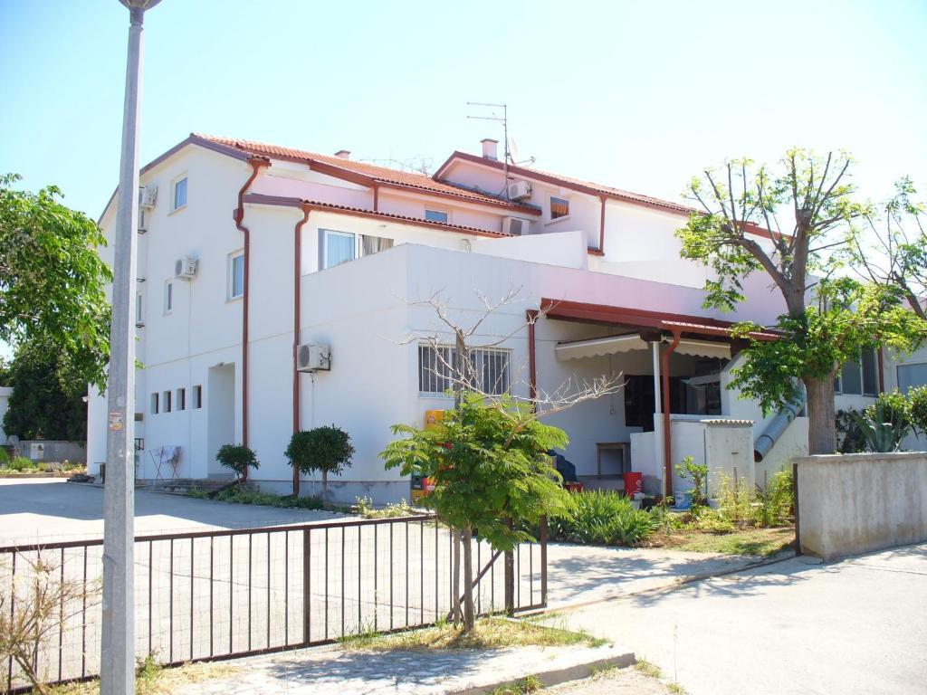 Pansion Comfort Sidro Bed & Breakfast