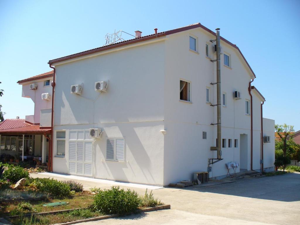Frühstückspension Pansion Comfort Sidro 3*